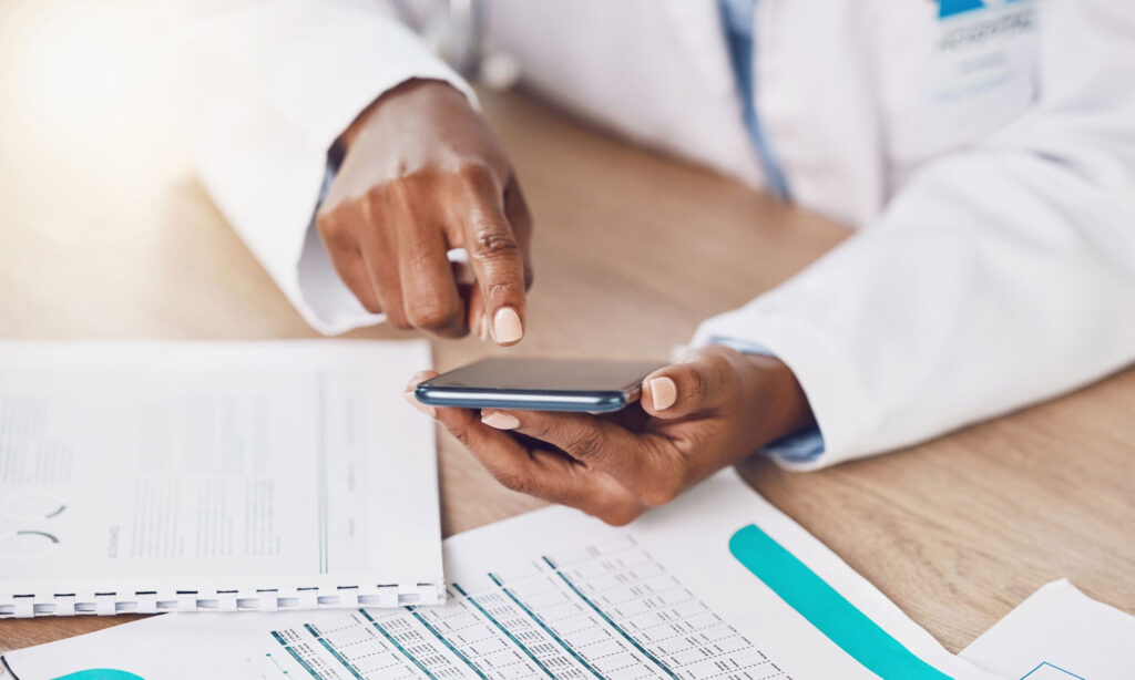 Chariot Solutions Empowers Journal My Health with a Robust Mobile App and Data Platform